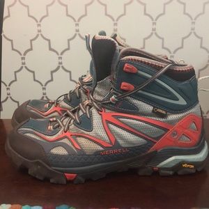 Merrell Vibram Himing boots size 11